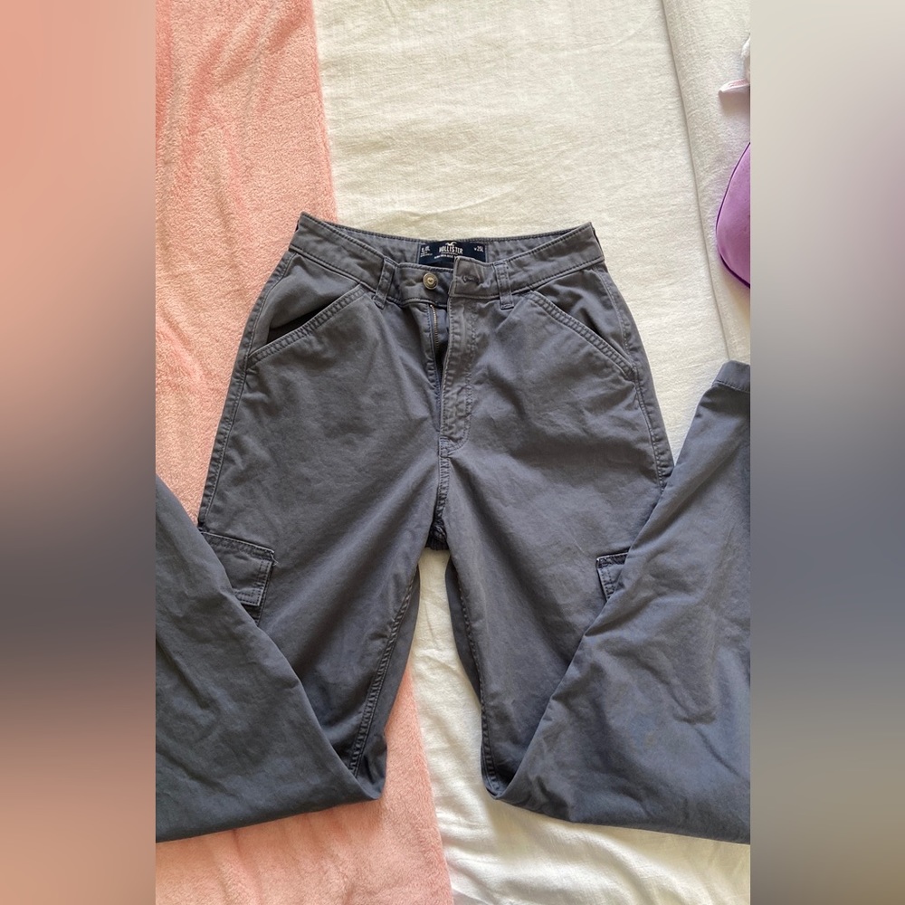 Hollister Cargo Ultra High Rise Dad Pant